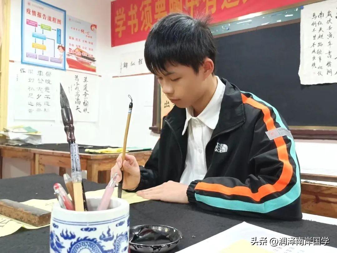 用无论都造句_无用之用_用无可奈何造句