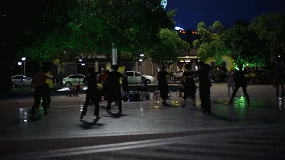 舞尬是什么意思_尬舞_舞法天女表情包尬舞