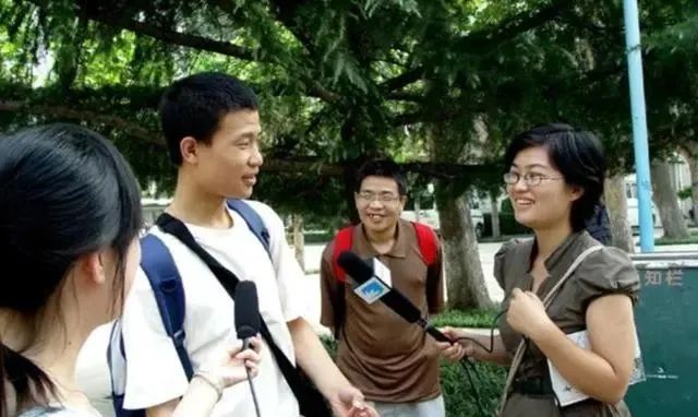 面貌精神的词语_精神面貌_面貌精神都是内心强大的人吗